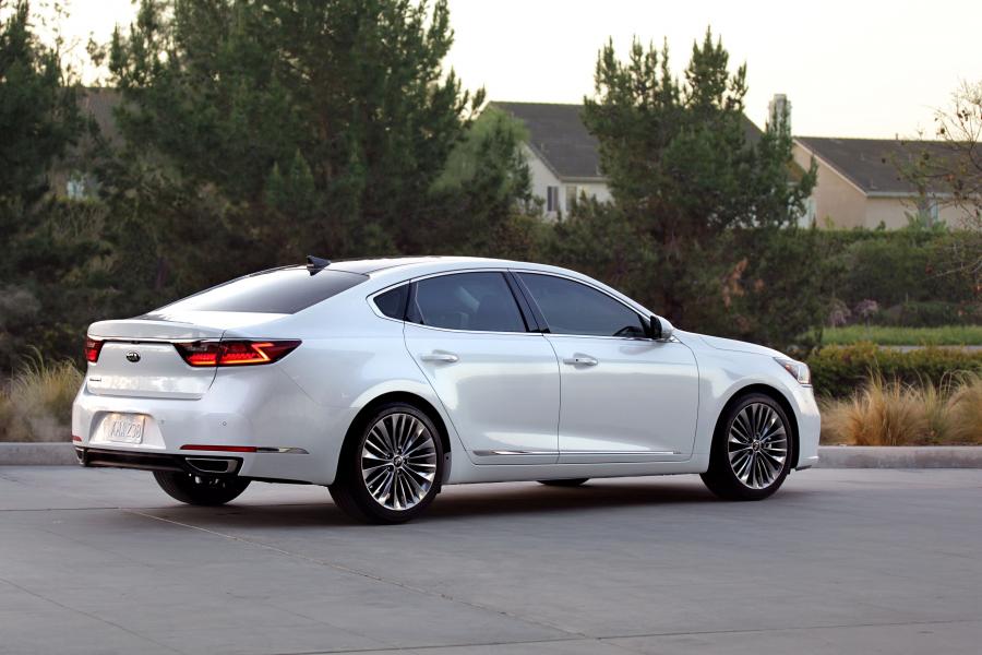 Kia Cadenza (YG) 2016 года  (NA) (фото 40 из 41)